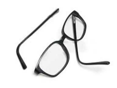 Törött szemüvegkeret javítása az Izabell Optikában